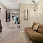 2 Bd Penthouse In The Heart Of The Mother City